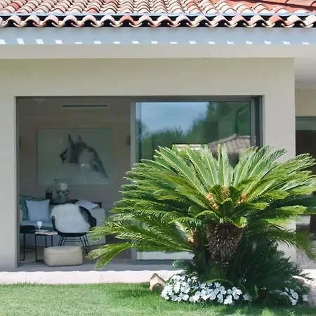 Eleganza Apartamento *
